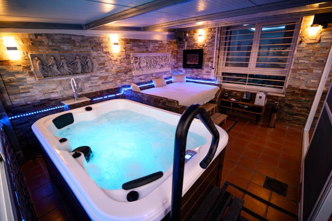 Oceanum Visum Spa Deluxe El Trocadero ภายนอก รูปภาพ